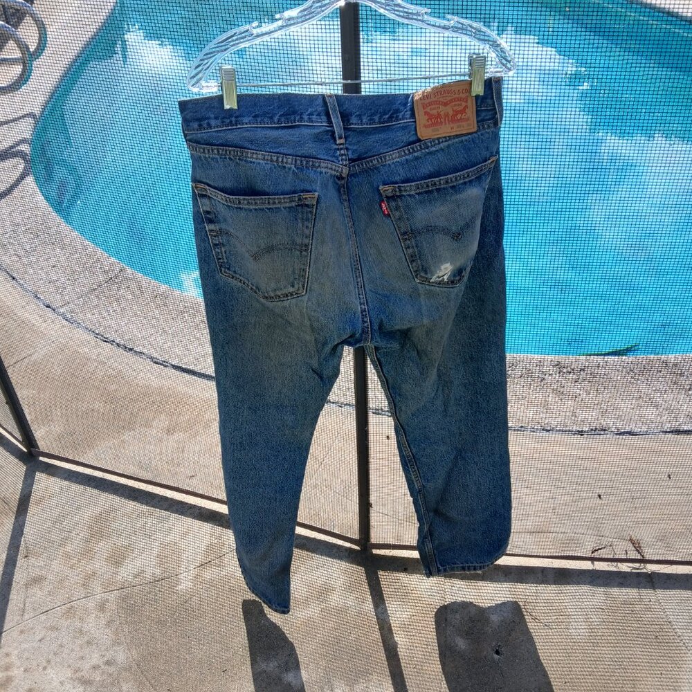 LEVI'S 505 STRAIGHT LEG MEDIUM WASH JEANS 33 X 30 MEN'S - Picture 15 of 16